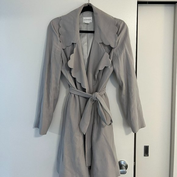 Club Monaco Frederrika Scalloped Trench Coat, Gray, M - Picture 5 of 9
